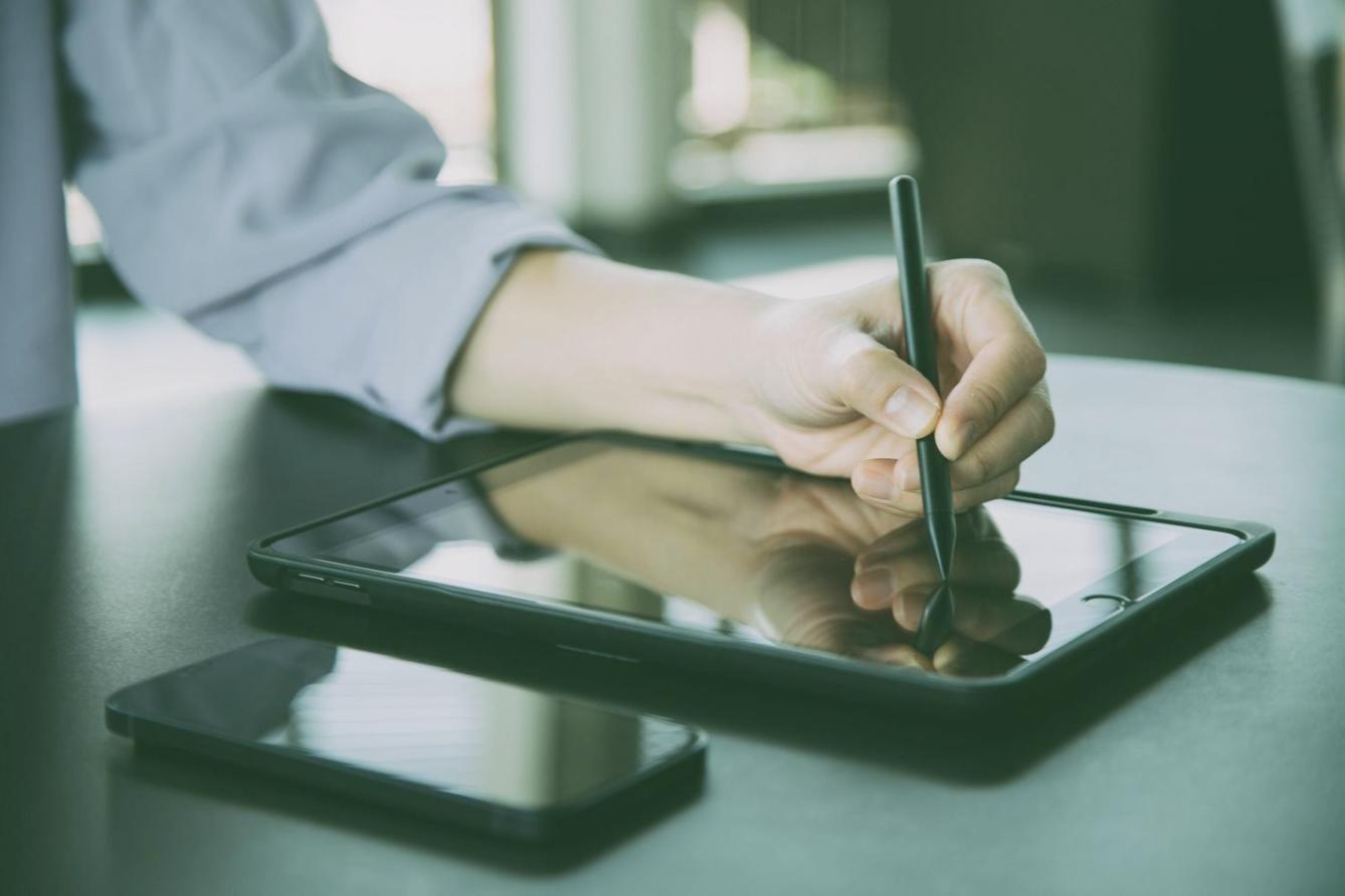 Tableau de bord financier moderne pour dirigeants